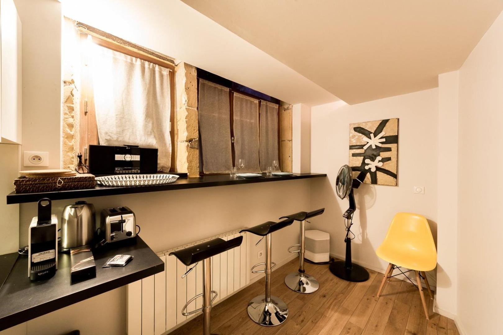 La suite Bibliothèque - fully equipped appartment in Vieux Lyon Old Town Extérieur photo